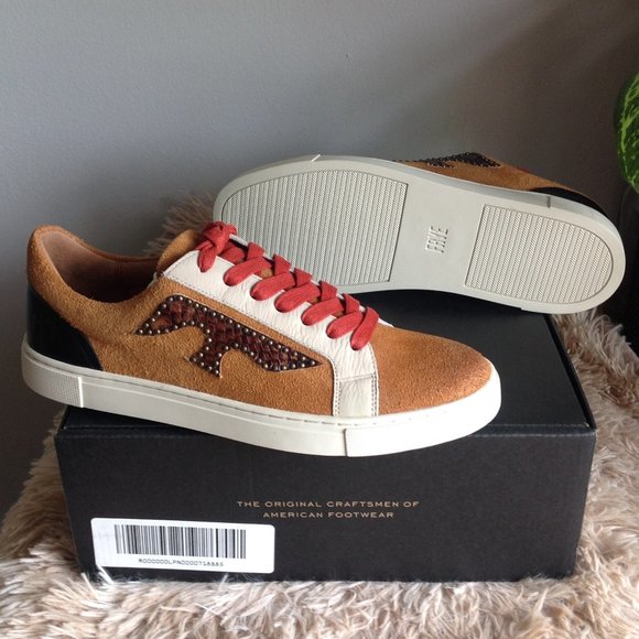 Frye Ivy Logo Patch Low Sneakers - Picture 10 of 12